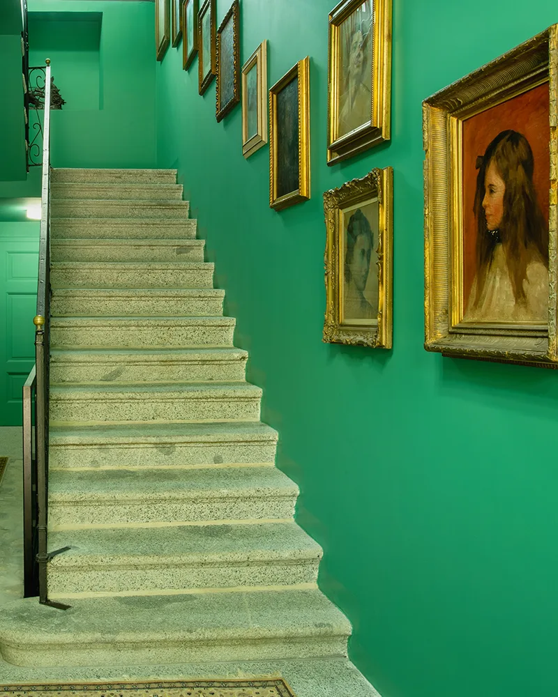 La scala con i quadri